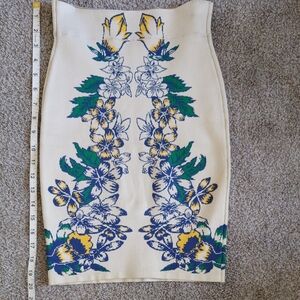 BCBGMaxAzria Cream Skirt with Blue and Yellow Floral Design
